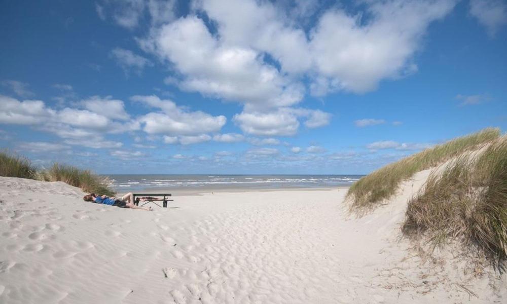 Ameland-Nes-Duinoord: Stacaravan نيس المظهر الخارجي الصورة